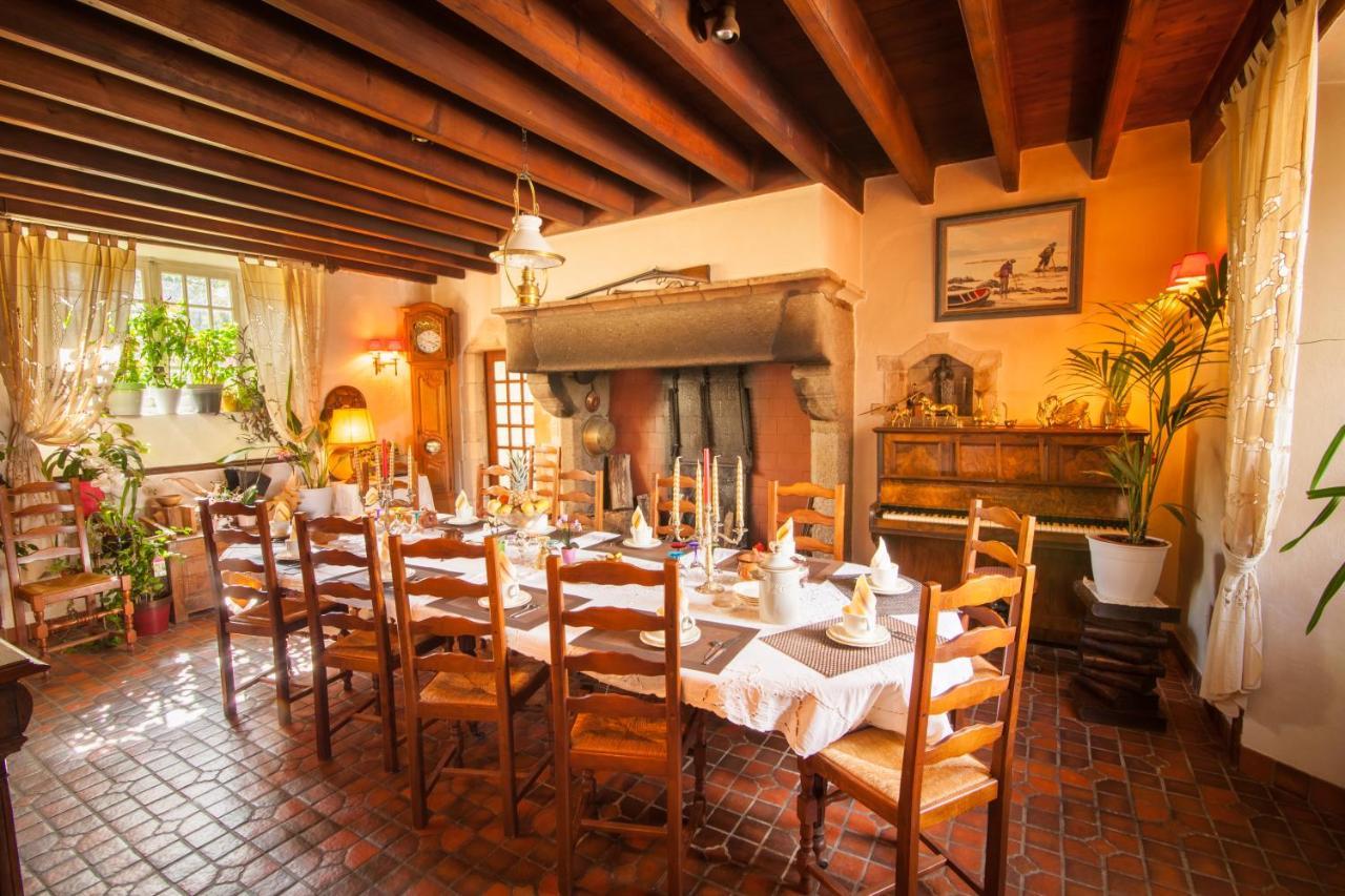 Manoir De La Foulerie Bed & Breakfast Ancteville ภายนอก รูปภาพ