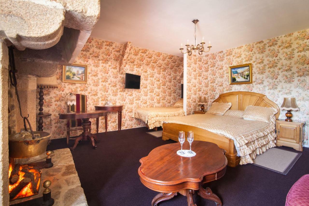 Manoir De La Foulerie Bed & Breakfast Ancteville ภายนอก รูปภาพ
