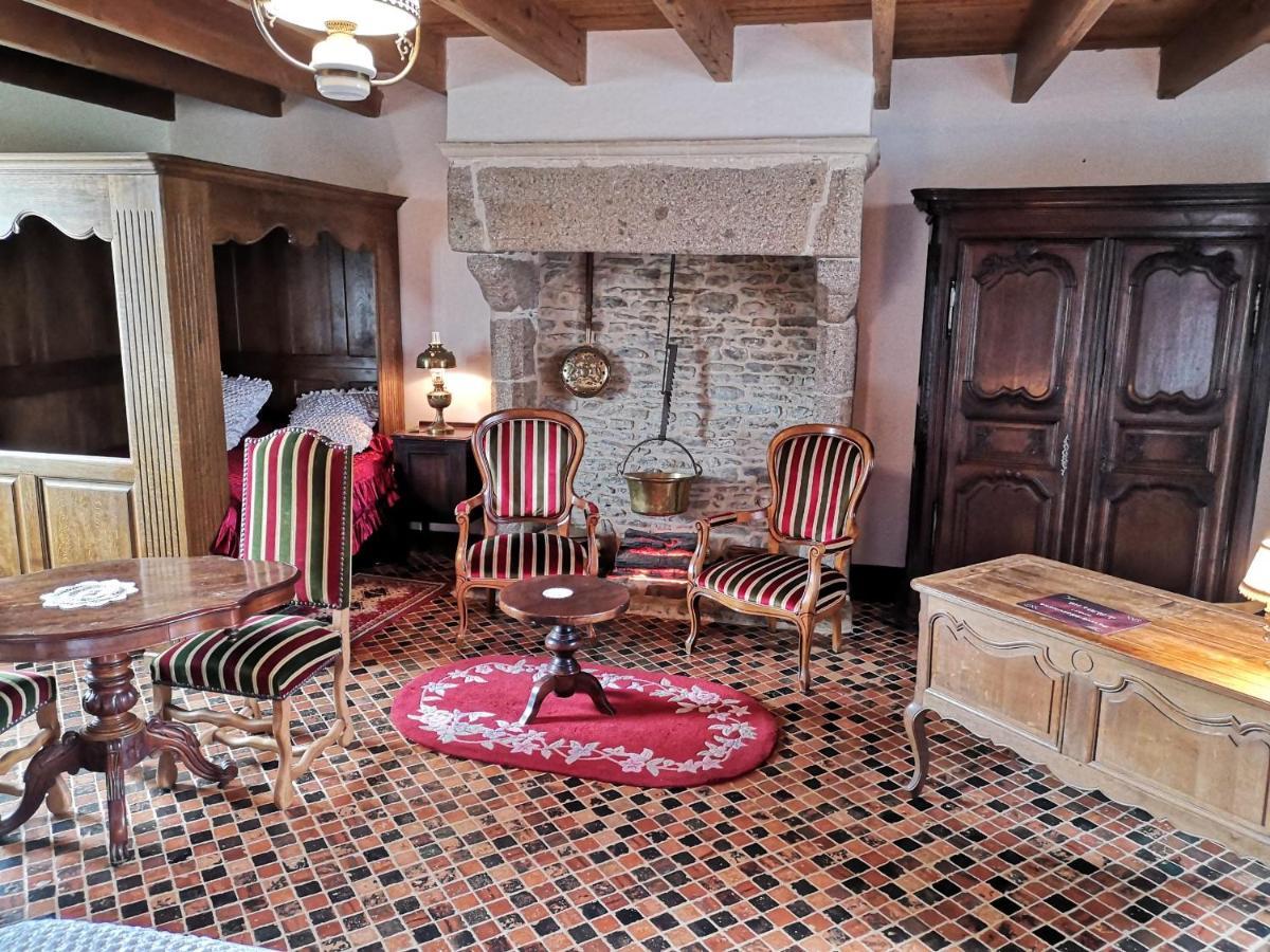 Manoir De La Foulerie Bed & Breakfast Ancteville ภายนอก รูปภาพ